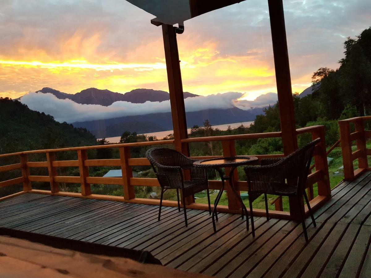 La Cabana Fishing Lodge Puerto Ramirez ภายนอก รูปภาพ